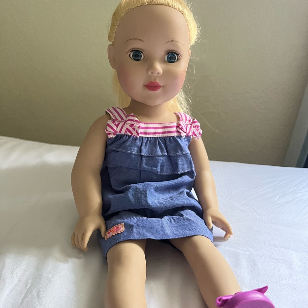 2009 Alexander Doll